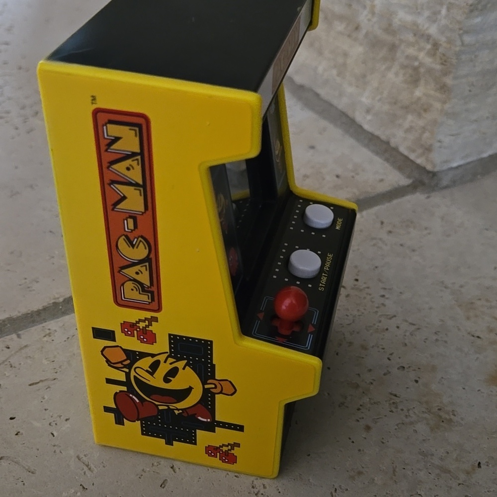 Handheld Mini PAC Man Game Arcade Retro Entertainment Everyone Car Plane Toy